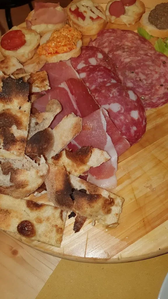 Menu_Ristorante pizzeria victoria_Badia al Pino_immagine_2