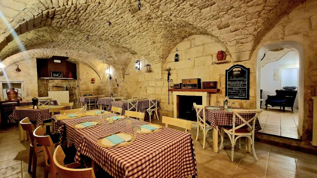 The Cave Typical Restaurant and Music Bar restaurant in Martina Franca