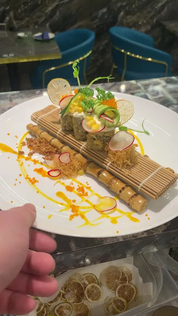 Kinki Sushi Aulla_Aulla_slider_image_2