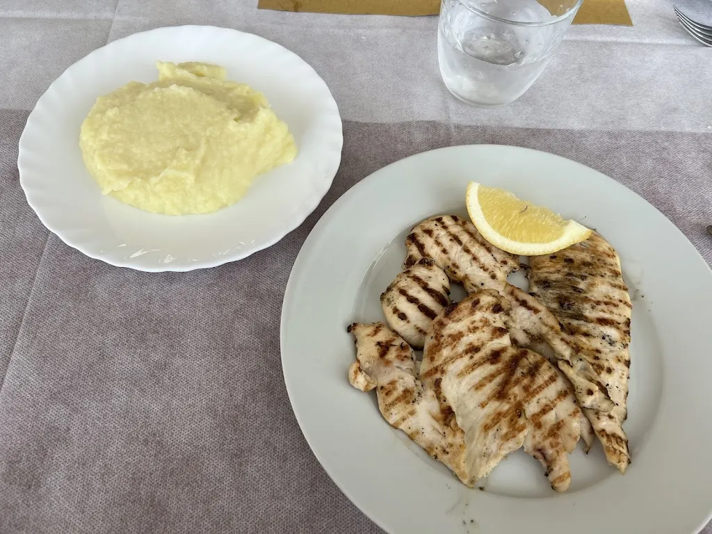 Michela Acidera_Ristorante Pizzeria Tavernetta_Aulla_recensione