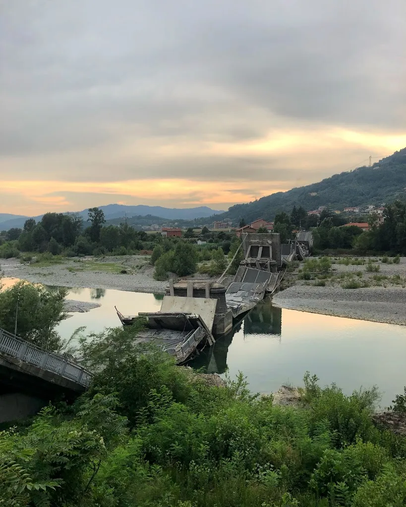 New Music On Air_Aulla_slider_image_2