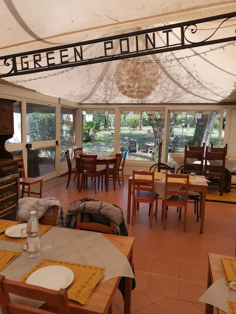 Green point non solo minigolf restaurant in Aulla