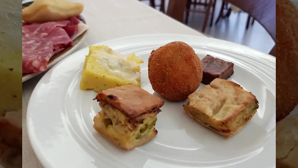 Ristorante Venelia_Aulla_slider_image_2