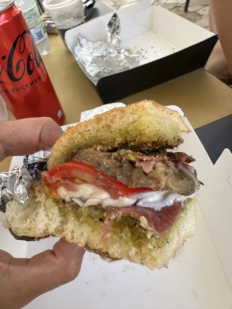 Anabella Alarcon_Caseificio Gentile_Martina Franca_review