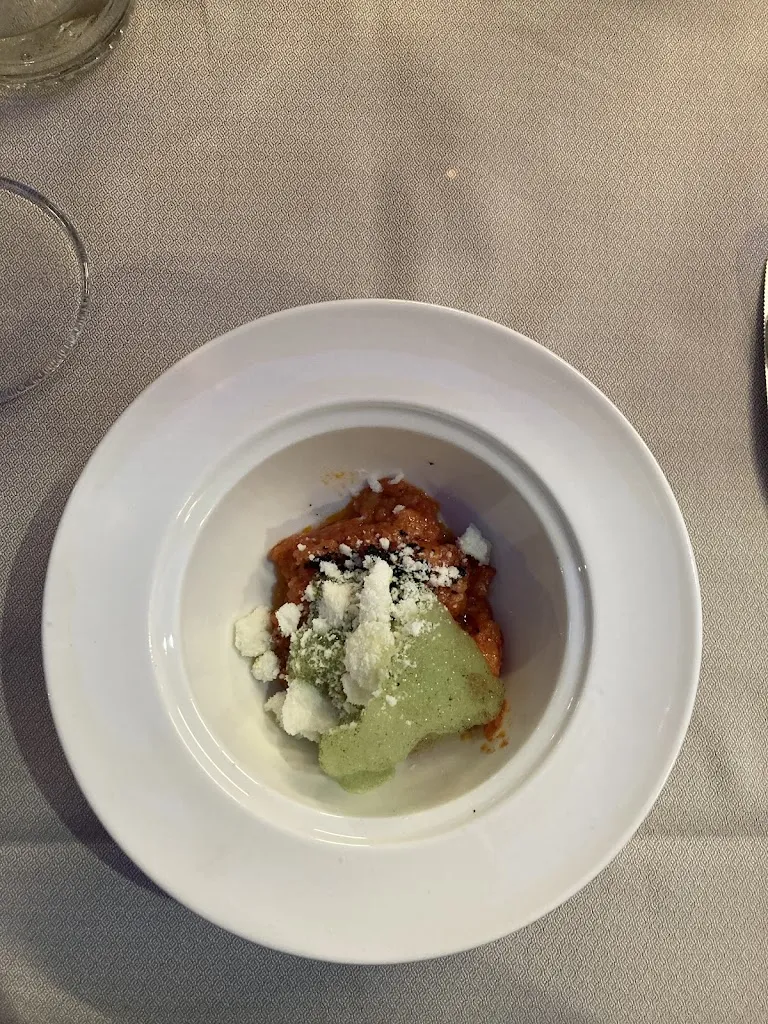 Georgina Burgess_Gugú_Bagnone_review