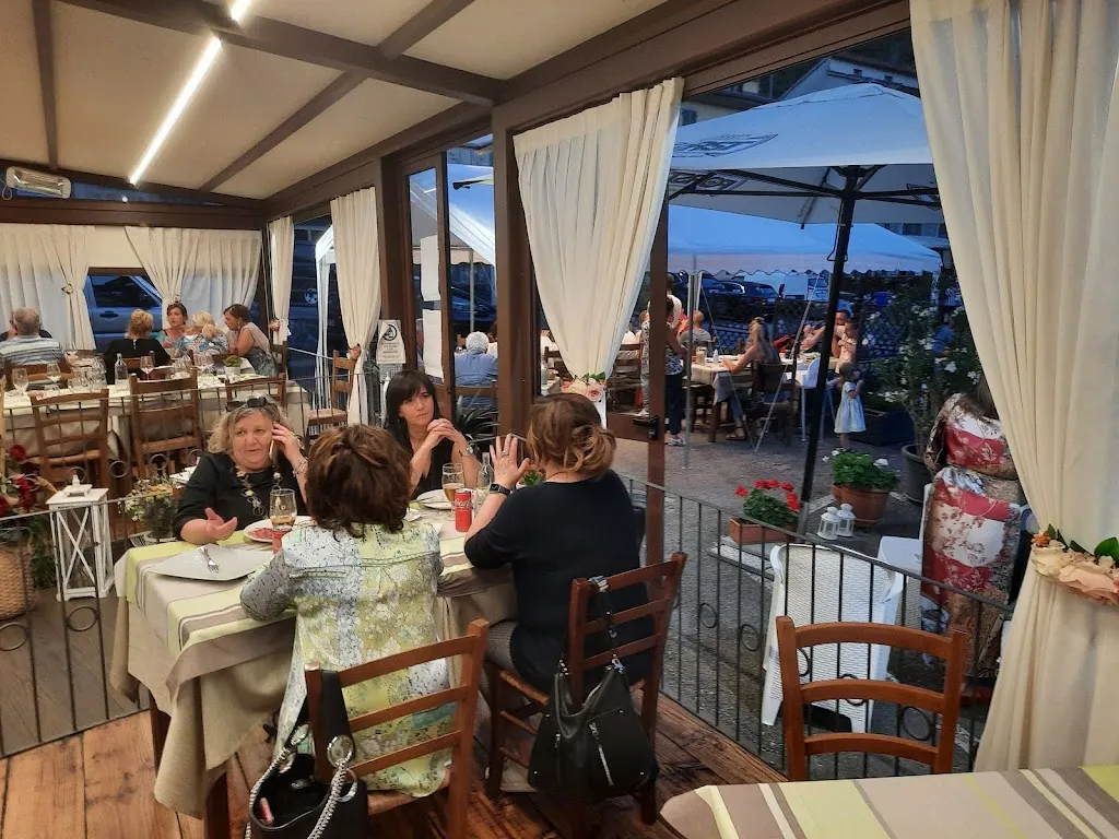 Trattoria del ponte restaurant in Bagnone