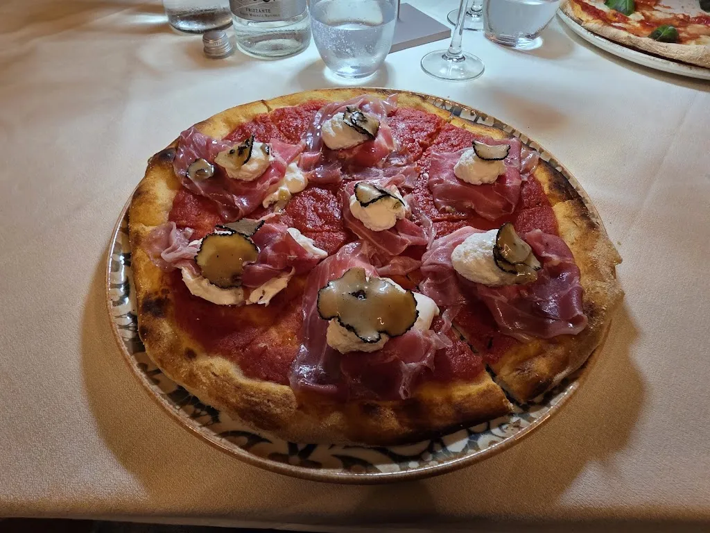 Ristorante Locanda Fermento_Bagnone_slider_image_3