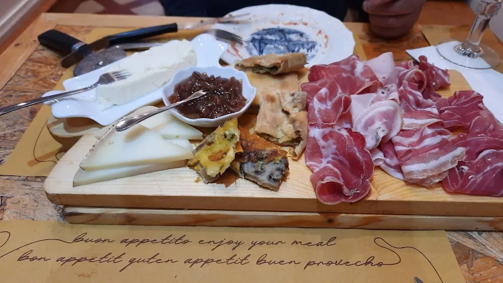 Susanne Lang_Il Tagliere_Bagnone_recensione