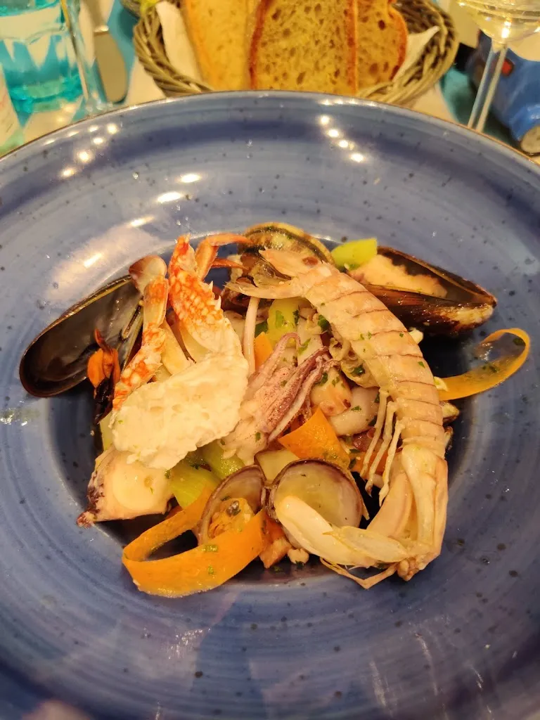 Benjamin Varamo_Giro di Boa_Barga_review