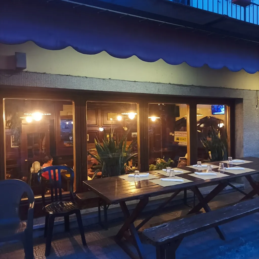 Ristorante Pizzeria La Lira restaurant in Bagni di Lucca