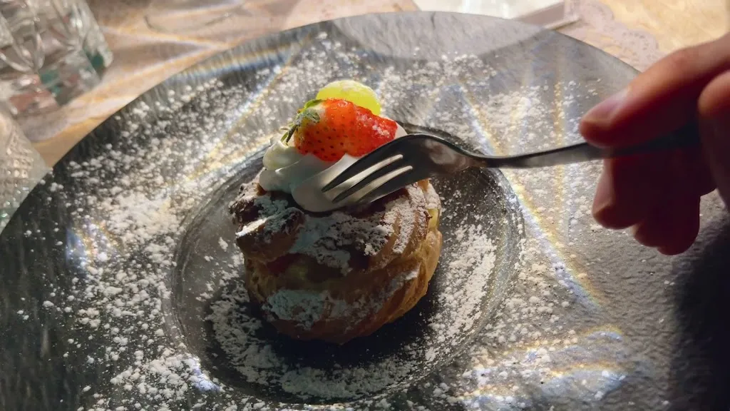 Pizzeria Tomato and Basil_Martina Franca_slider_image_2