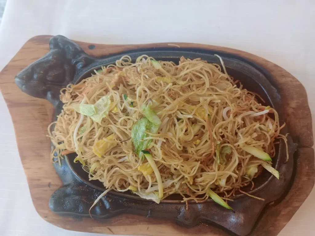 Meera Cat_La Pagoda_Martina Franca_review