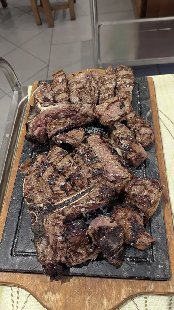 David Gordon_Trattoria Braceria Pizzeria Le Farniole zona Valdichiana_Bettolle_review