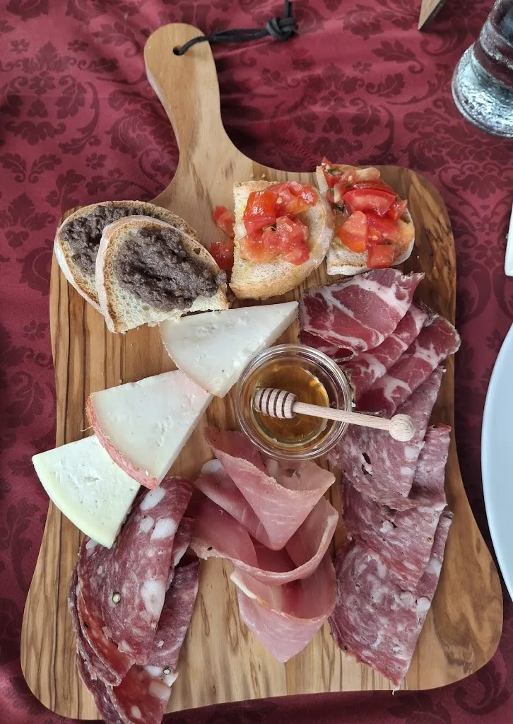 laura tigli_Ristorante Braceria Valdichiana da Settimio_Bettolle_review