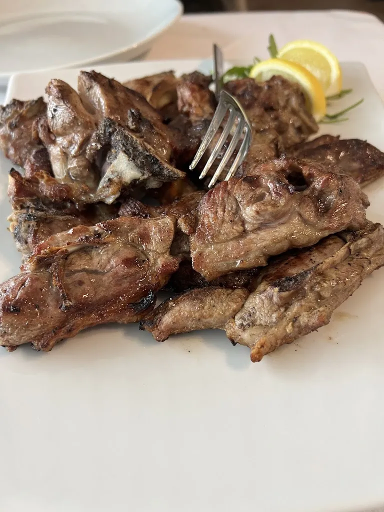 Bush_La Vecchia Quercia_Castiglione Messer Marino_review