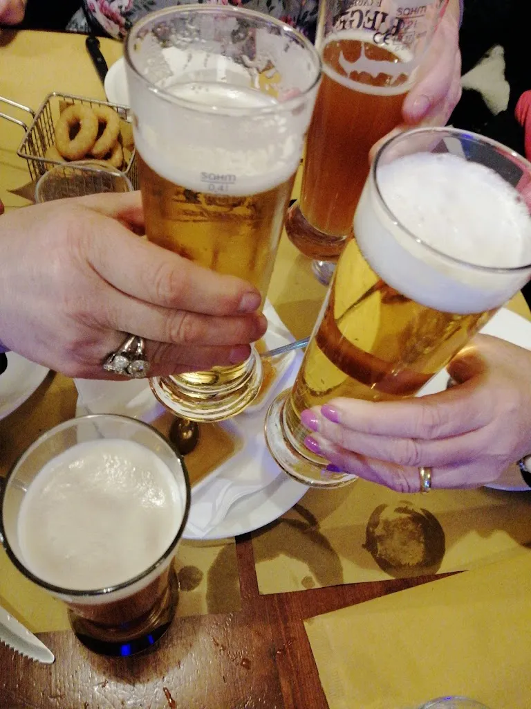 Angela c_Pizzeria Alaska Pub_Bibbiena_recensione