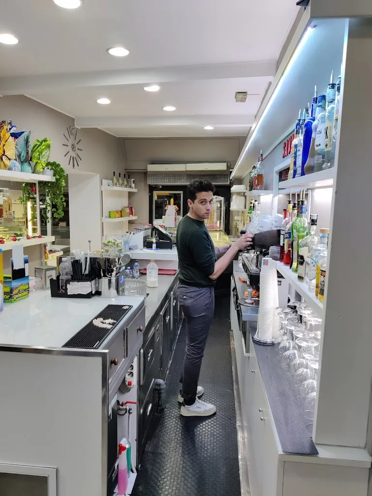 Luca Mazzetti_Bar Gelateria Turismo_Bibbiena_review