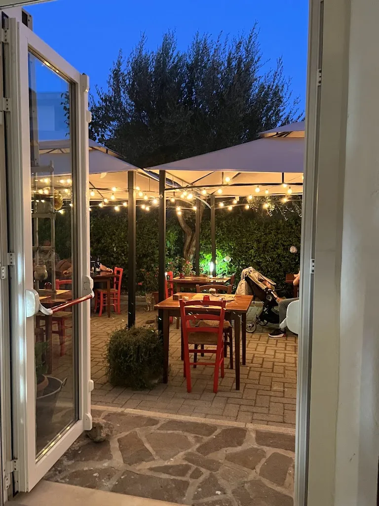 T. Munt_La Ghera_Braccagni_review