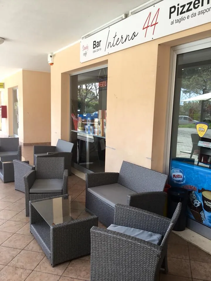 Bar Pizzeria Interno 44_Braccagni_slider_image_1