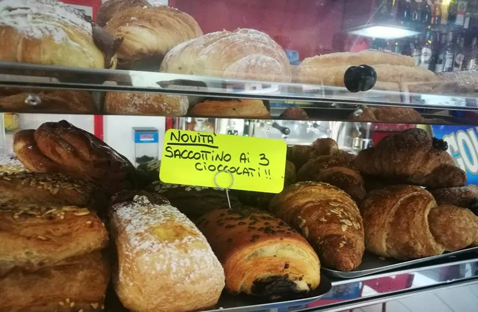 Bar Pizzeria Interno 44_Braccagni_slider_image_2