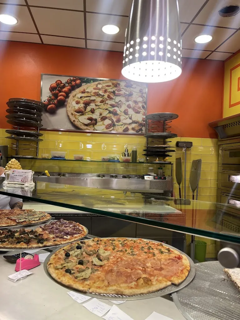 Pizza Che Delizia Bucine_Bucine_slider_image_3