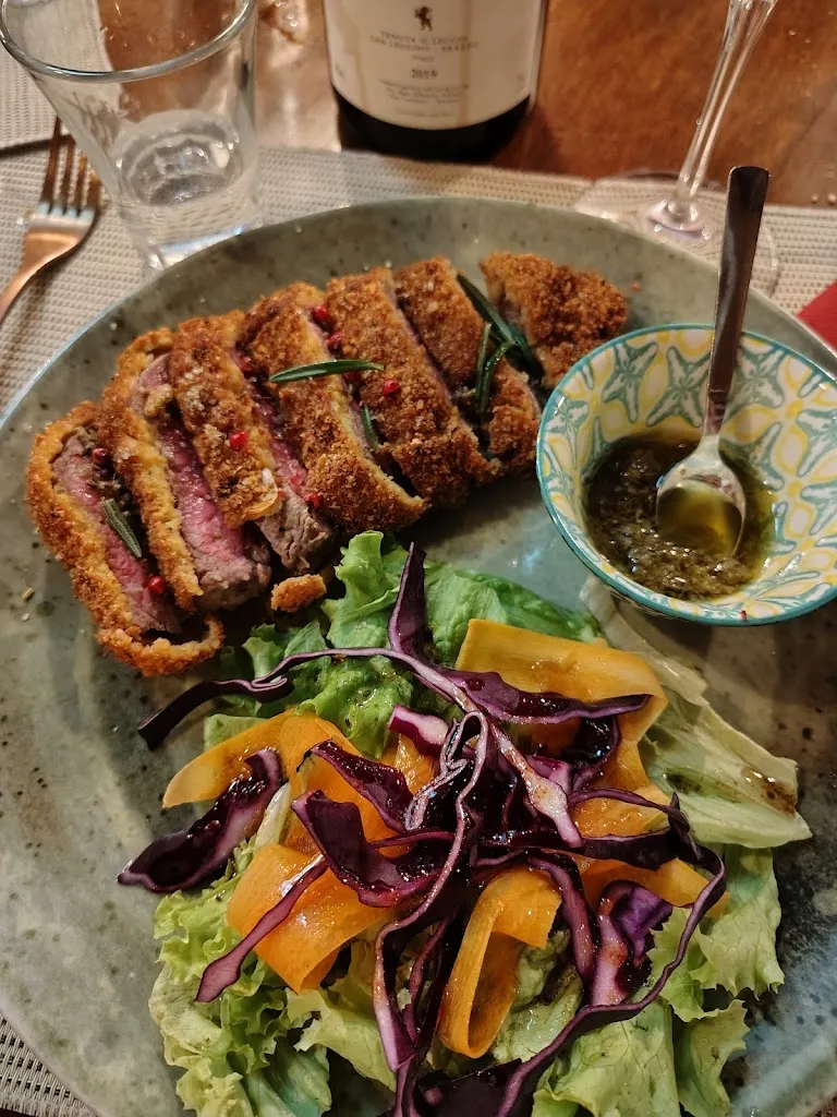 Vinhello - Wine & Food_Bucine_slider_image_3