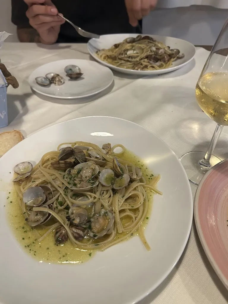Kristina Nizamoza_Stai Sereno food & beverage_Borgo a Buggiano_review