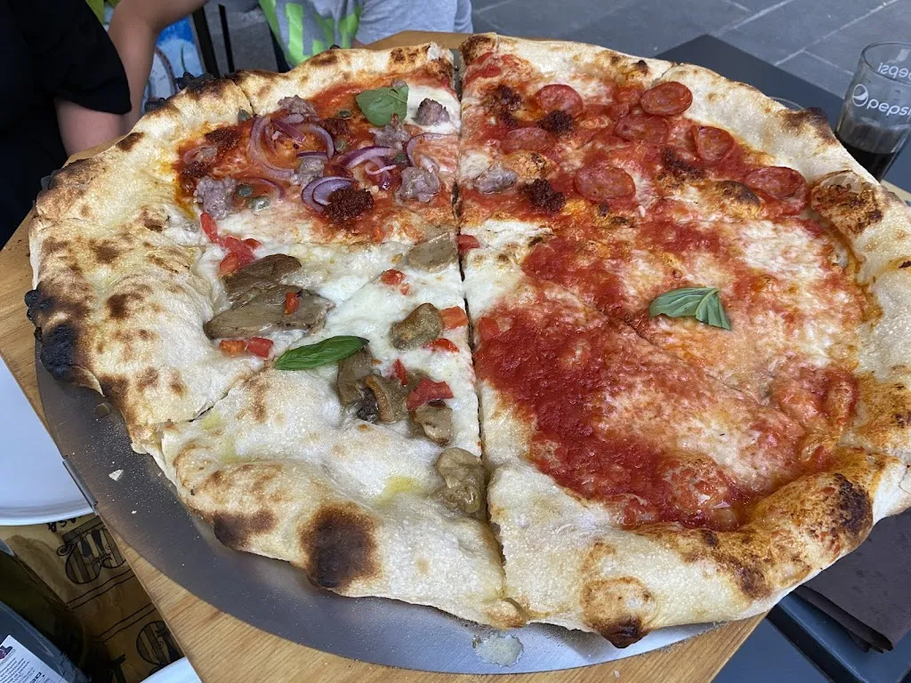 Come a casa Pizzeria - Birreria_Borgo a Buggiano_slider_image_2