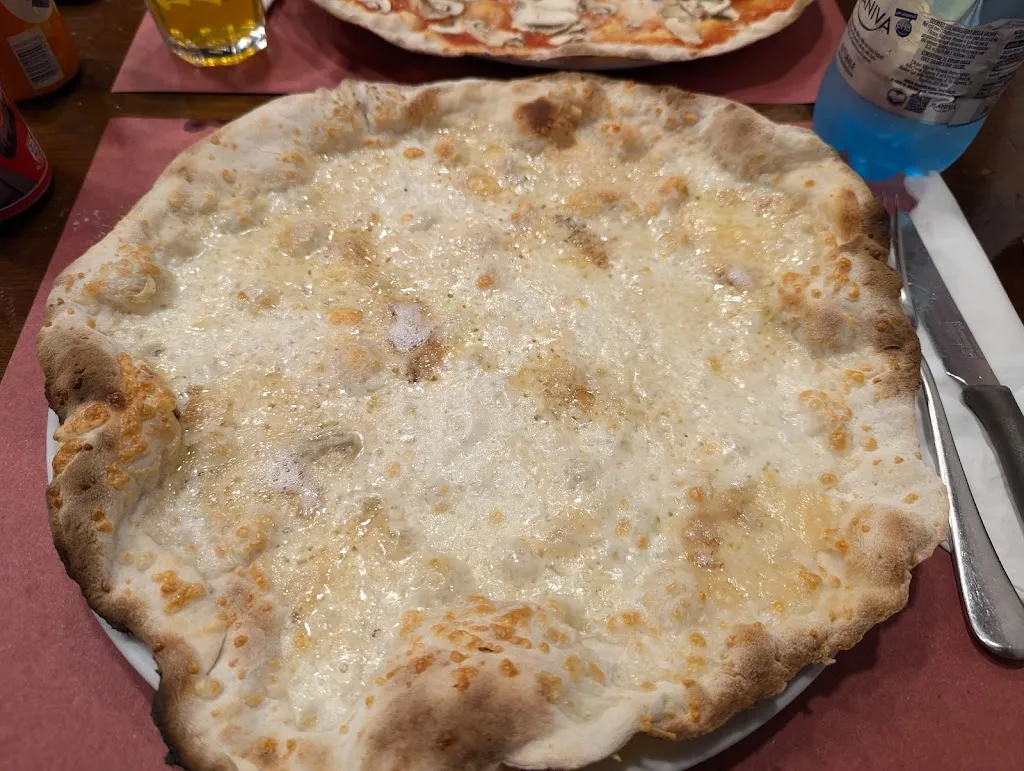 Insa Belter_Pizzeria Aurora_Borgo a Buggiano_review