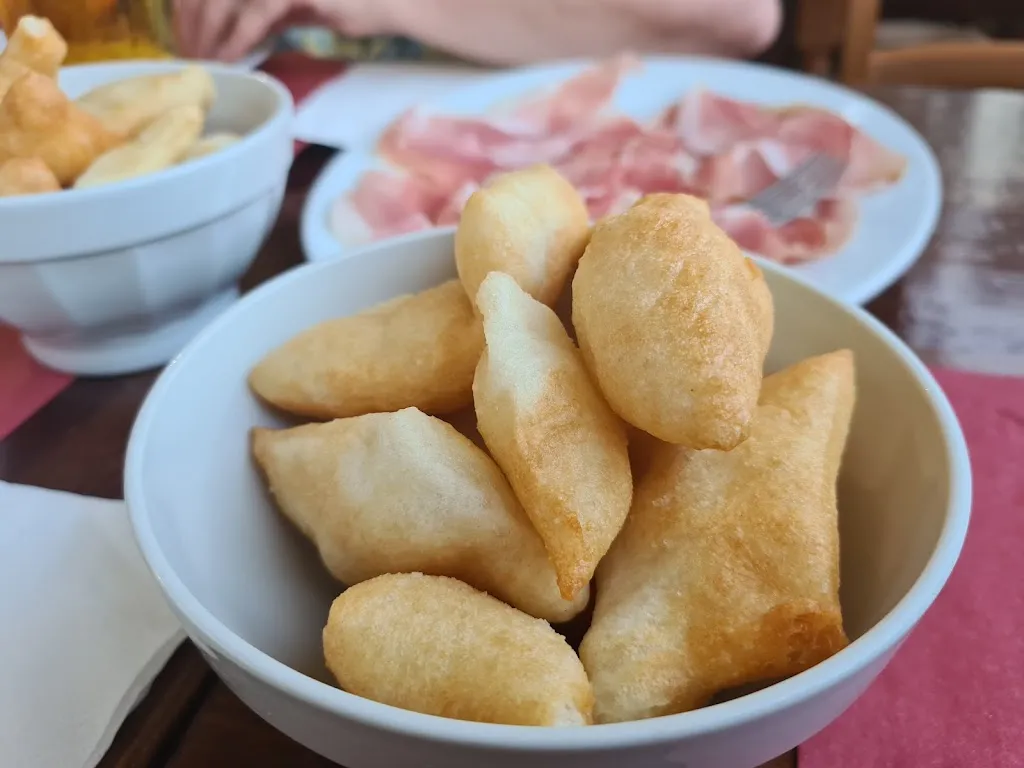 Seaw Hooi Tan_Pizzeria Aurora_Borgo a Buggiano_review