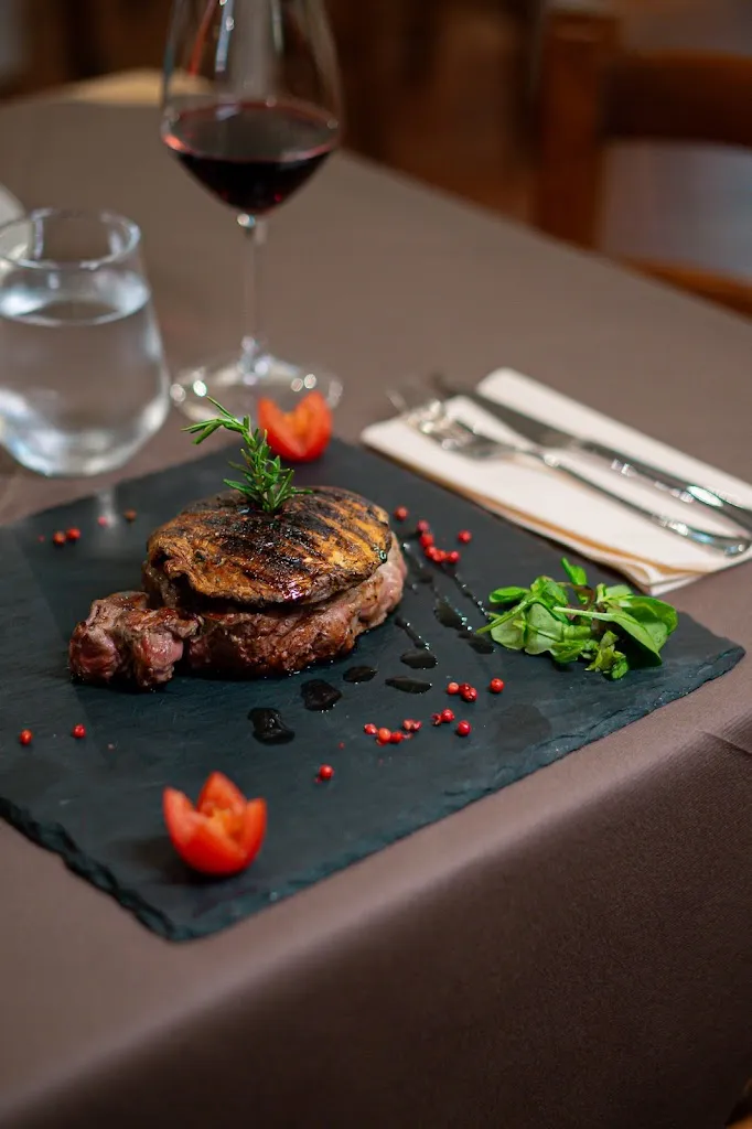 Ristorante Pizzeria Du-Ca_Borgo San Lorenzo_slider_image_3