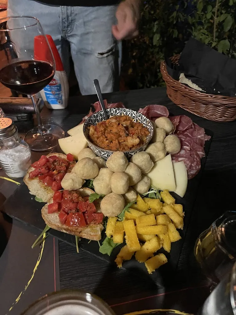 Ri.modè_Calcinaia_slider_image_3