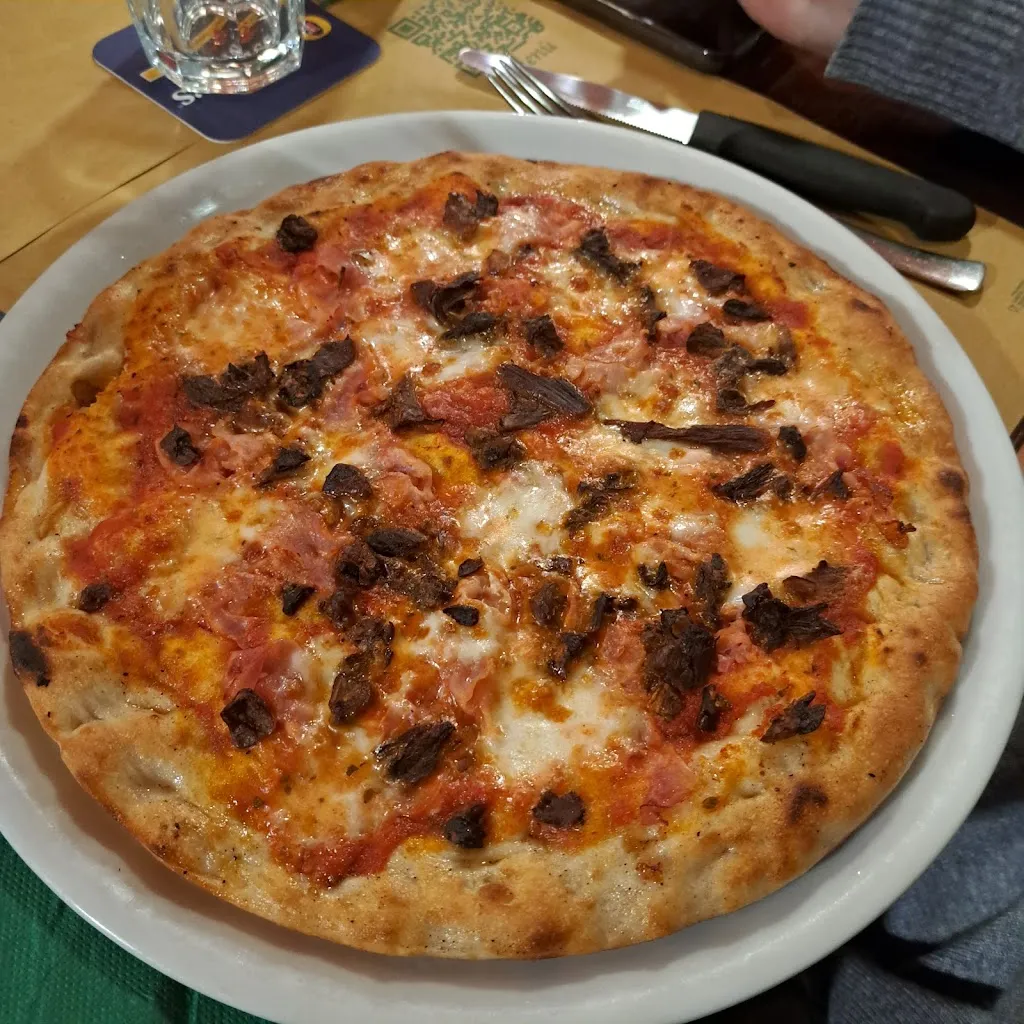 Pizzeria Beni_Calcinaia_slider_image_2