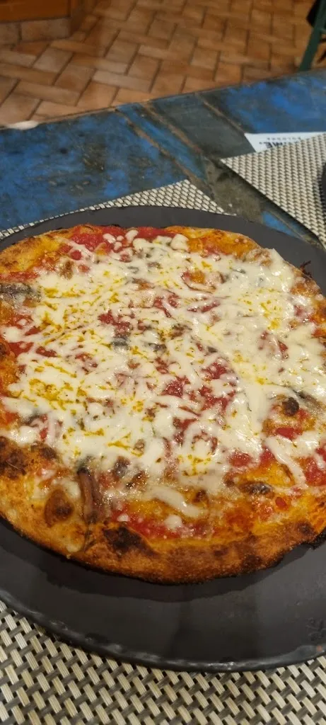 Alessio Bisogni_Armellini Stefano Pizzeria_Calcinaia_review