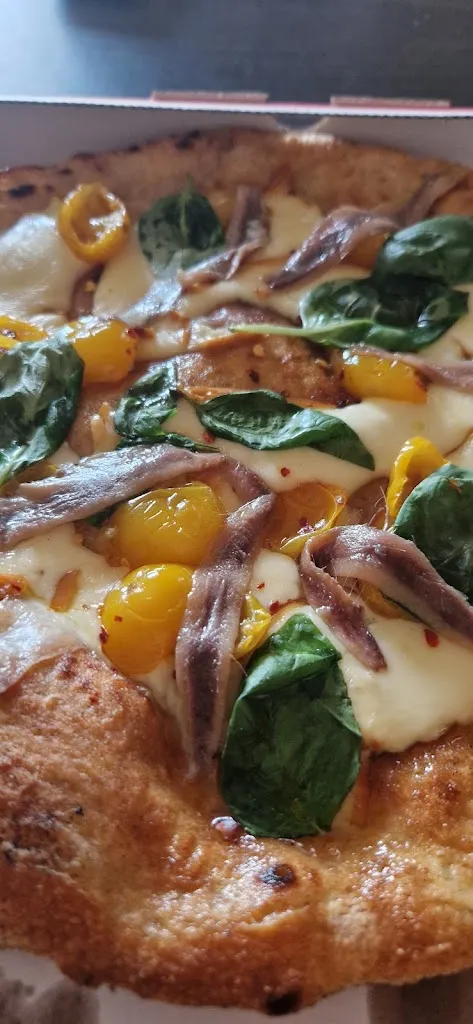 Armellini Stefano Pizzeria_Calcinaia_slider_image_2