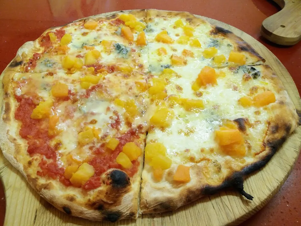 Menu_Pizzeria La Rustica_Calcinaia_image_6