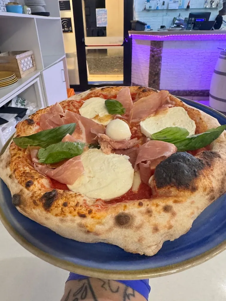 Troppo Napoletani Bientina_Bientina_slider_image_3