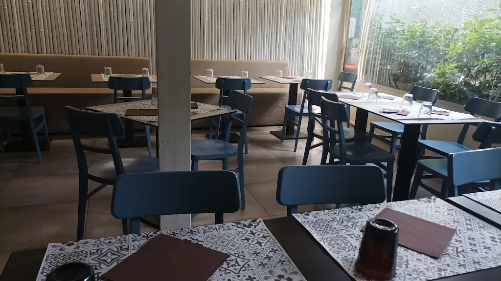 Pizzeria Un Quarto Di Luna Sas restaurant in Bientina