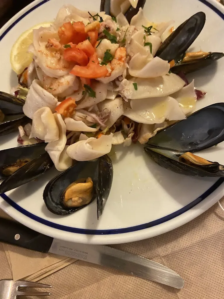 Ristorante Pizzeria Yuri2_Bientina_slider_image_3