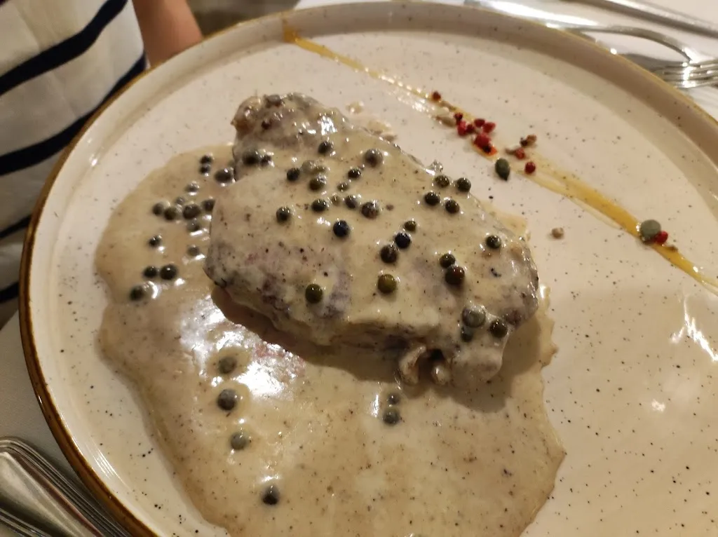 Oleg Sidorenko_Villa delle Mimose_Bientina_review