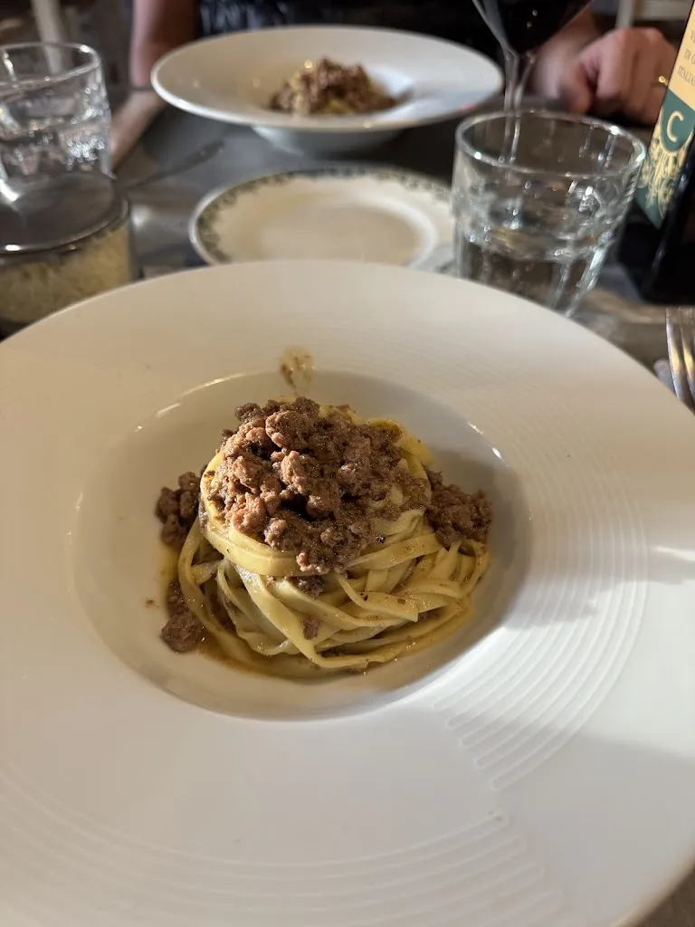 Paloma Rios_osteria & vineria La Porta Di Sotto_Buonconvento_review