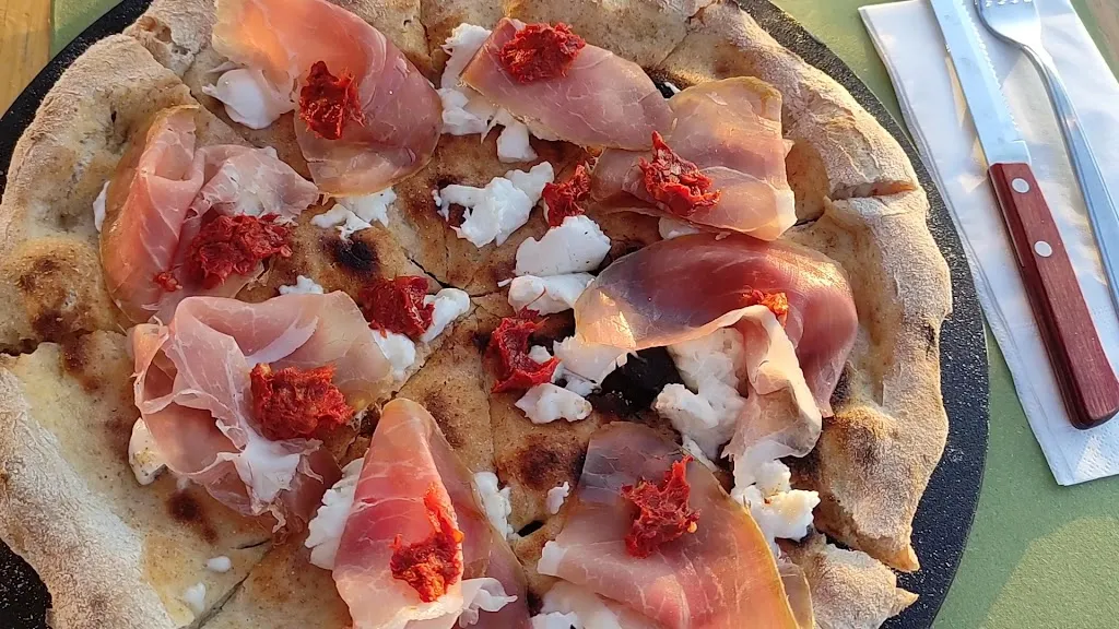 Mulinum Buonconvento -Forno e mulino biologico_Buonconvento_slider_image_2