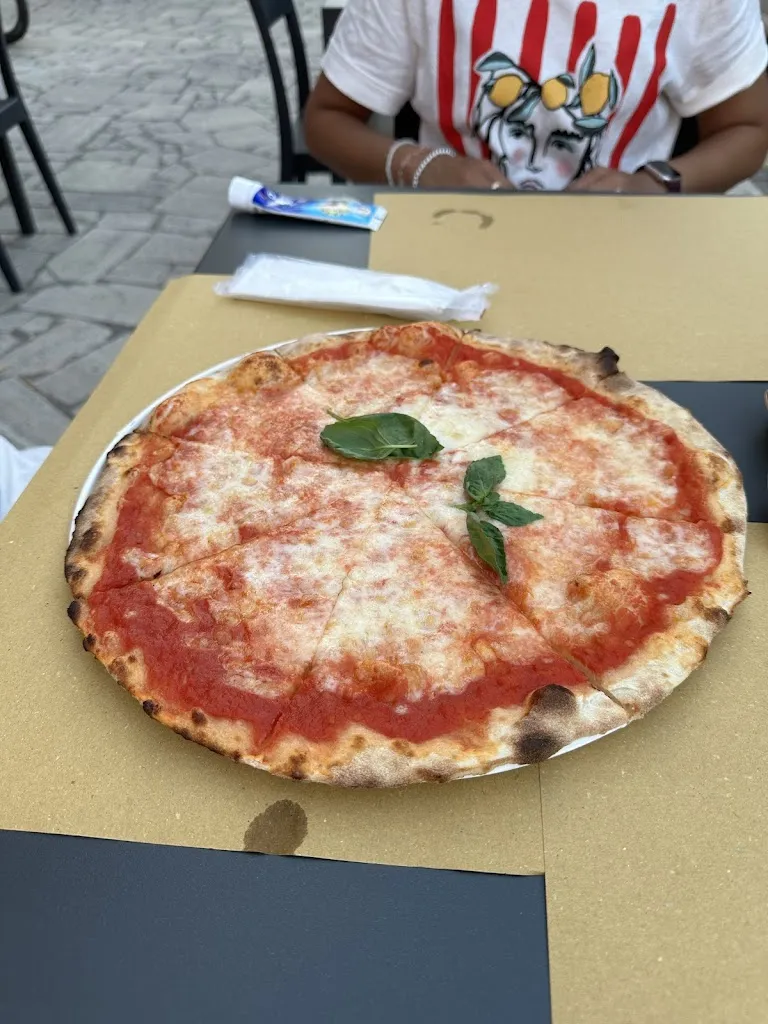 Rajiv Nandodkar_SABA pizzeria a taglio e asporto_Buonconvento_recensione