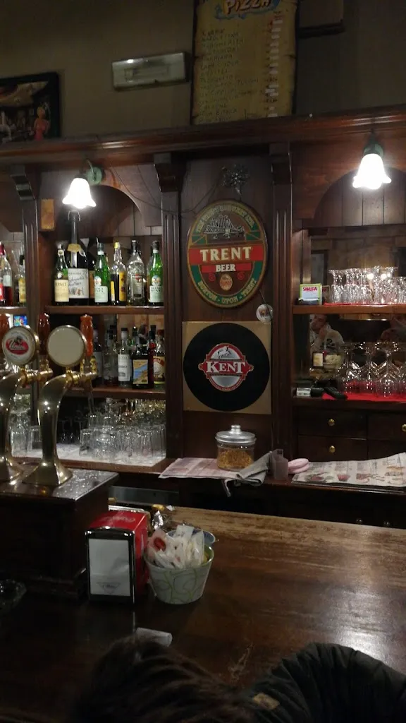 Charlie's Pub pizzeria_Buonconvento_slider_image_2