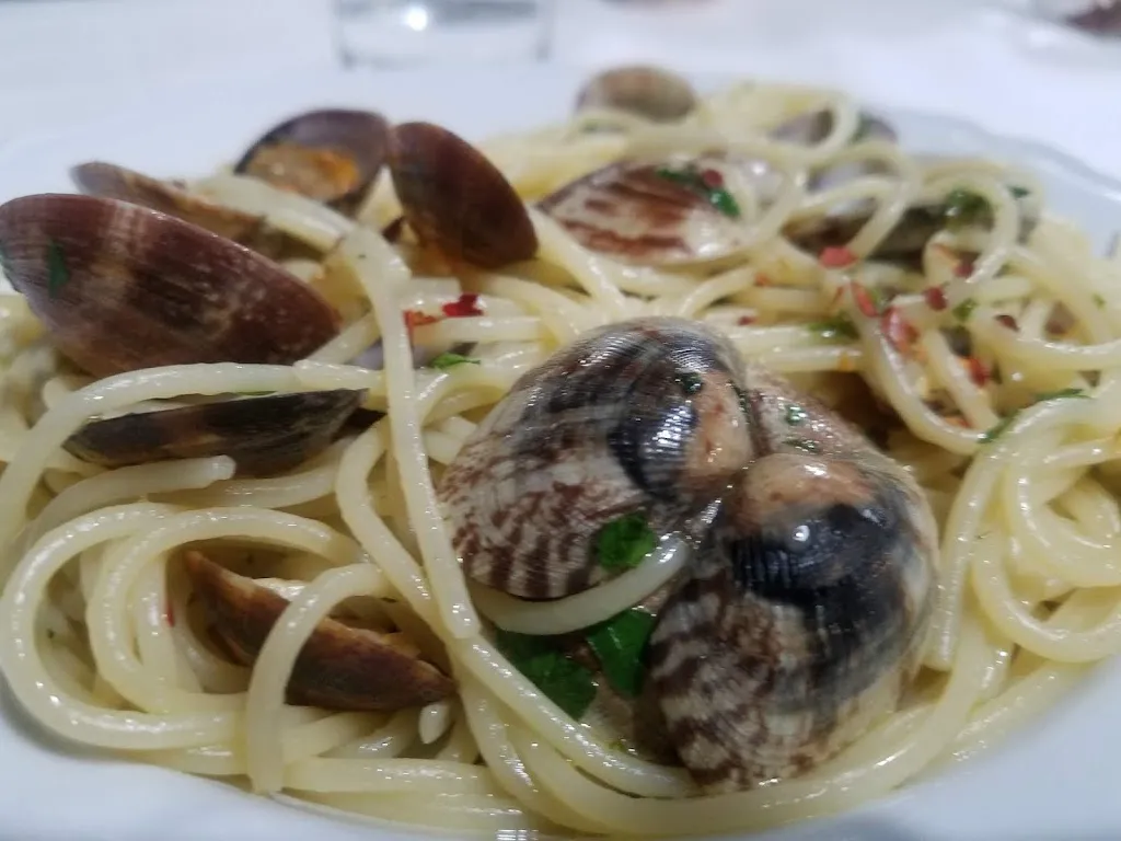 Bar Enoteca Ristorante_Campiglia Marittima_slider_image_2