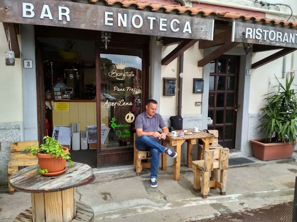 Bar Enoteca Ristorante_Campiglia Marittima_slider_image_3