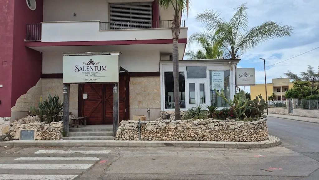 Salentum pizzeria e braceria da Daniel restaurant in Melendugno