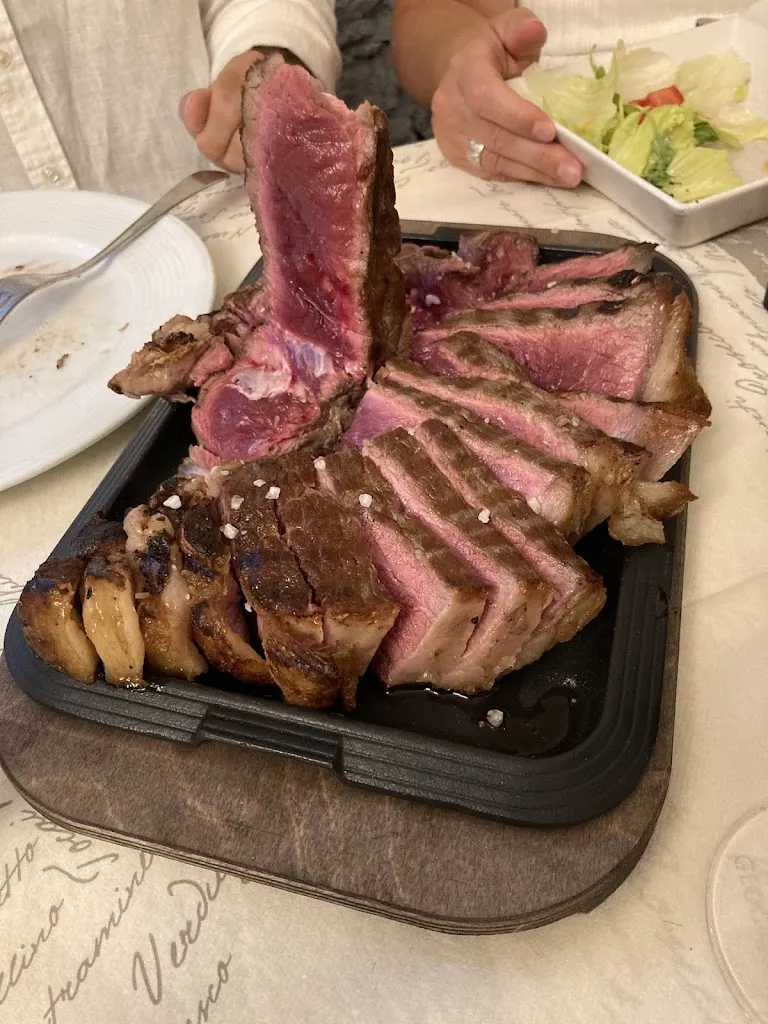 Bálint Dusek_Ci si trova lì_Campiglia Marittima_review