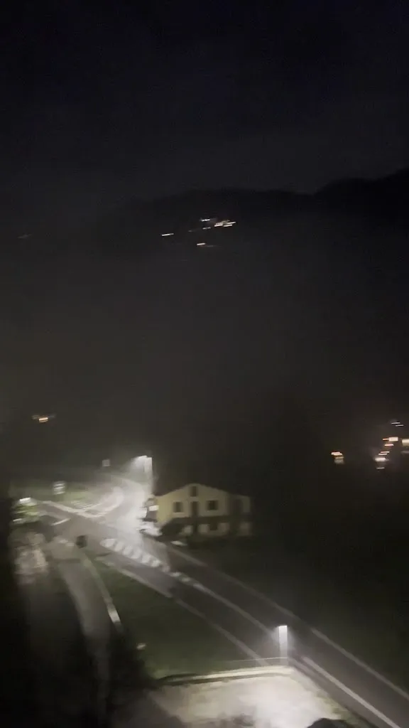 Alex Gidirim_La Rocca di Camporgiano - Maison Du Charme_Camporgiano_review