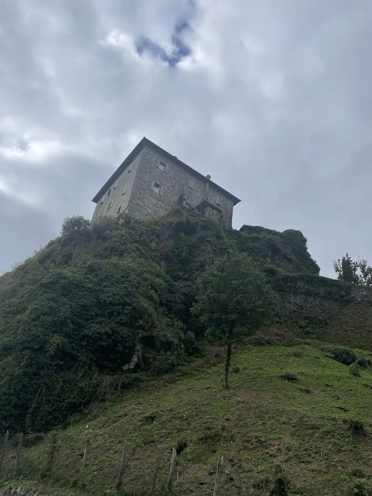 Ad Tummers_La Rocca di Camporgiano - Maison Du Charme_Camporgiano_review